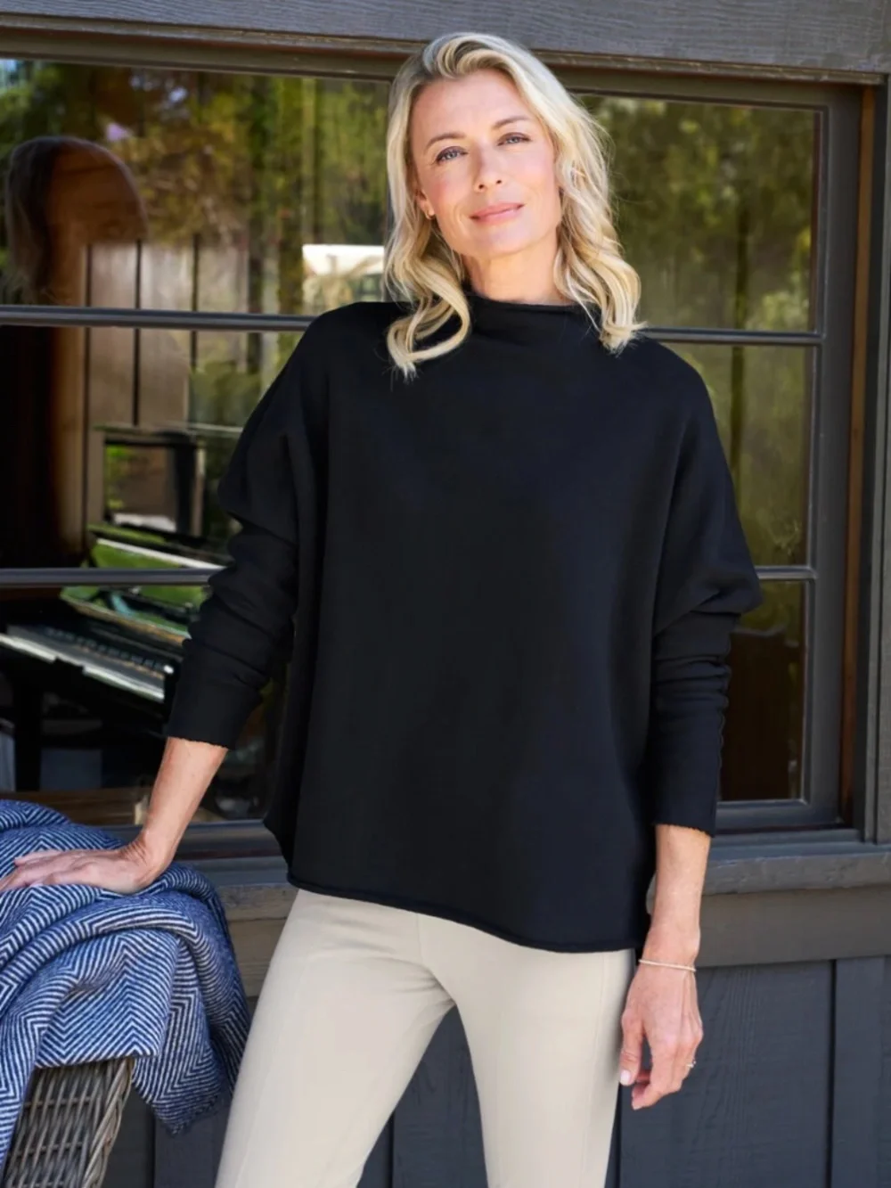 Frank & Eileen Effie Long Sleeve Funnel Neck Capelet, Large, Black